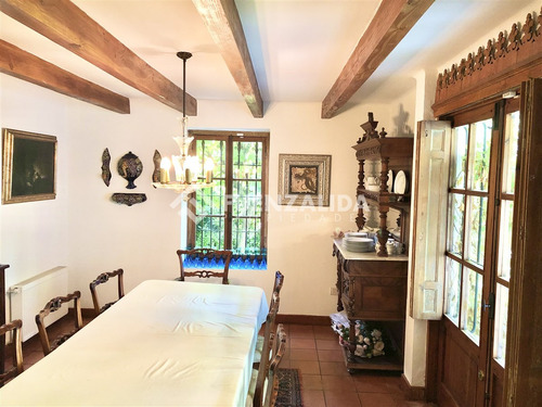 Casa Gran Paisajismo En Venta 4d-4b En Lo Barnechea