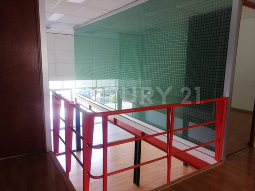 Locales En Renta En Exclusiva Torre En Metepec