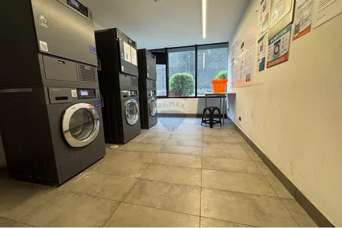 Acogedor En Piso 6 + Estac. Pasos Metro