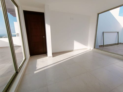 Imagen 20 de 24 de Pent-house En Venta En Acapulco Diamante Rodeado De Un Ambiente Ecológico Con Su Exclusivo Club De Playa Privado Con Acceso A La Icónica Playa Bonfil Del Acapulco Diamante