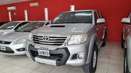 Imagen 2 de 15 de Toyota Hilux 2015 3.0 Cd Srv Cuero 171cv 4x4 - E4