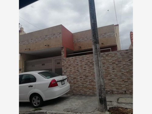 Imagen 1 de 12 de Casa Sola En Venta Costa Verde