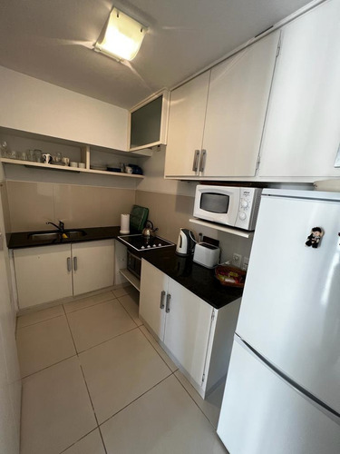 Imagen 21 de 28 de Excelente Departamento . Dos Ambientes, En Peninsula. Punta Del Este. Esquina Gorlero Y 21. La Pagina No Me Permite Poner La Direccion Exacta En Ubicacion.