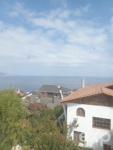 Venta Casa 4 Dormitorios Vista Al Mar En Reñaca