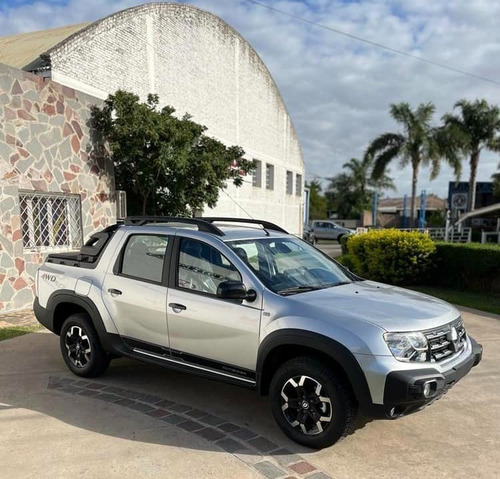 Imagen 3 de 15 de Renault Oroch Outsider 1.3 Tce 163cv 6m/t 4wd 0km My2023