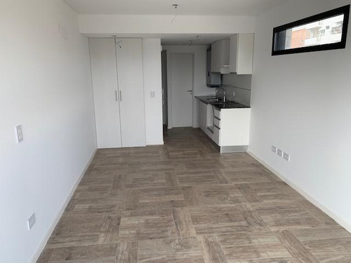 Alquiler Monoambiente Frente Al Mercado Del Patio - Santa Fe 3300 Rosario