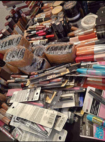Caja De Maquillaje De Marcas Reconocidas 50 Piezas