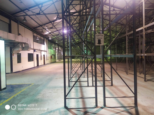 Espectacular Galpon 3.000m2 Av. Lebrún