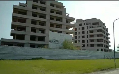 Imagen 12 de 26 de Alquiler De Excelente Triplex En Condomio Flumine