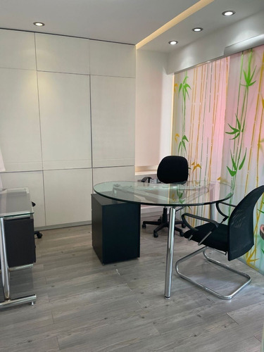 Oficinas En Venta En Punta México, Avenida México, Luis Cabrera