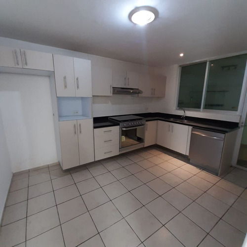 Imagen 5 de 16 de Venta De Casa En Zona Diamante De Irapuato Piamonte