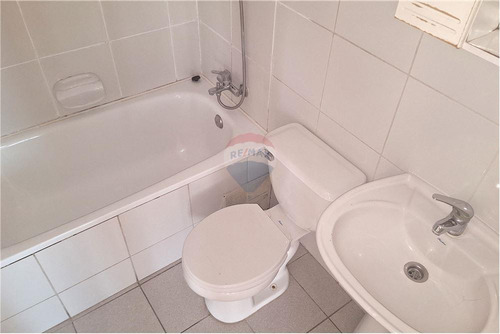 Departamento 2 Dormitorios En Condominio 7 Plazas