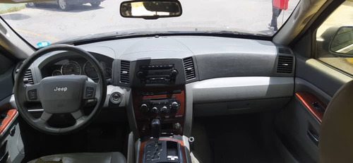 Imagen 9 de 15 de Jeep Grand Cherokee Limited 4x4