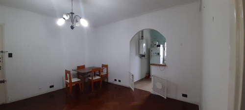 Imagen 2 de 8 de Dpto De 2 Ambientes Sobre Alsina - Oportunidad