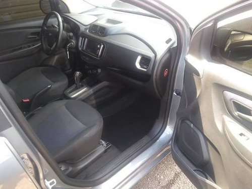 Imagem 12 de 15 de Chevrolet Spin 1.8 Lt 8v Flex 4p Automático