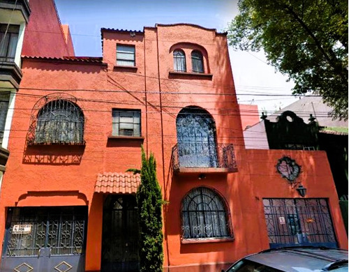 Casa En Remate En La Condesa Cuauhtémoc Scb