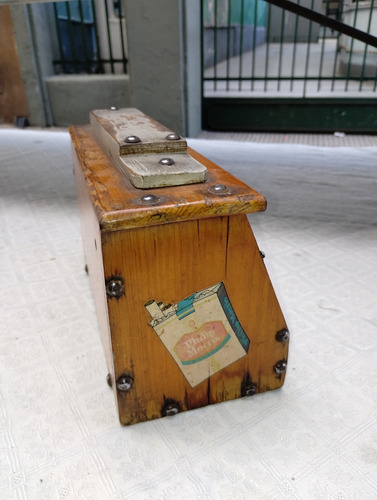 Antíguo Cajón De Madera Lustra Botas (Usado)