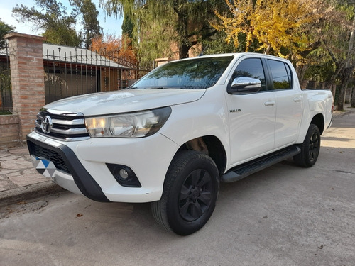 Toyota Hilux 2.8 Cd Srv 177cv 4x4 At 2018