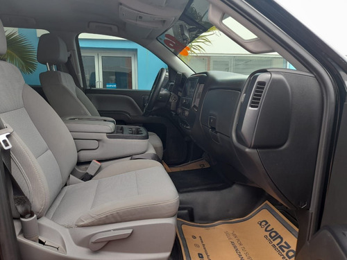 Imagen 13 de 15 de Chevrolet Silverado 2018 5.3 V8 2500 Ls Doble Cabina 4x2 At