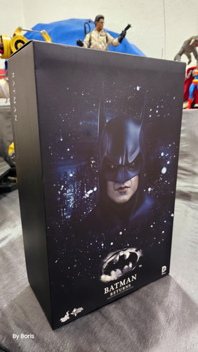 Hot Toys Batman 89 Michael Keaton (Usado)