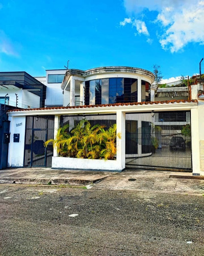 Imagen 3 de 25 de Casa Venta Urb. Agua Clara. Adlz