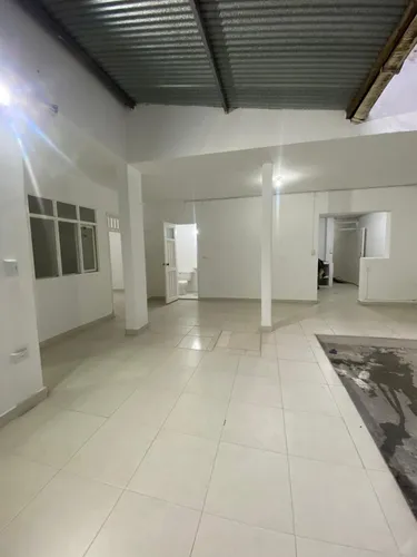 Vendo Casa Bifamiliar De Dos Pisos En San Fernando Sur Cali, Apartamentos, Local,oficina