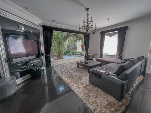 Casa En Venta En Martínez, San Isidro, G.b.a. Zona Norte