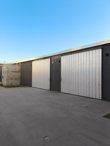 Deposito En Alquiler - Fisherton