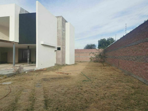 Casa En Venta En La Loma, Aguascalientes.