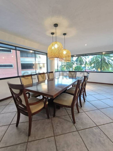 Conjunto Residencial Las Canoas Amplio Y Cómodo Apartamento De 5 Habitaciones