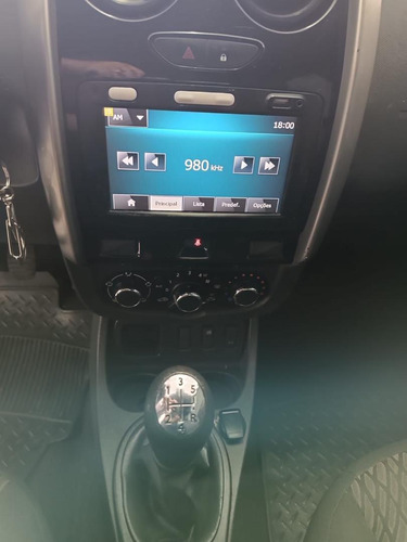 Renault Oroch Exp 16 Sce