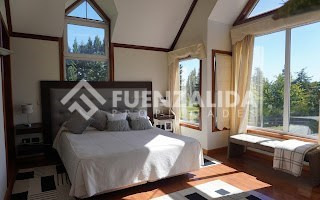 Casa En Venta De 5d4b En Puerto Varas