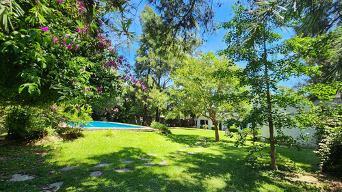 Casa Estilo Colonial Español De 5 Ambientes En Una Planta En Don Torcuato