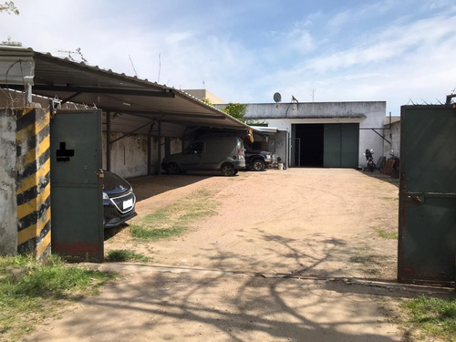 Se Vende Galpón Con Cocheras En Ciudad De Canelones