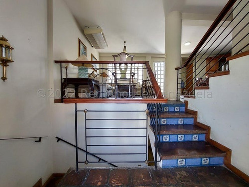 Imagen 2 de 21 de Espectacular Townhouse En La Urb. El Bosque, Maracay. #23-9140 Mg