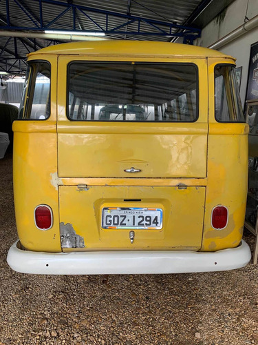 Kombi Standard Corujinha Antiga