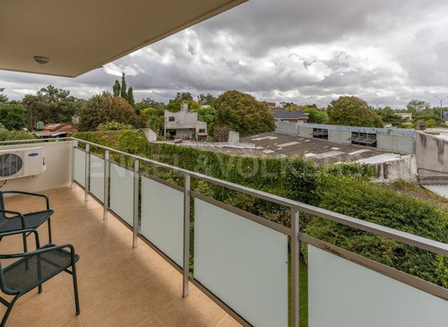 Imagen 5 de 10 de Luminoso Apartamento En Parque Miramar