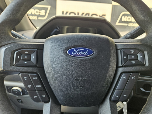 Ford F-150 XLT AT 4X2