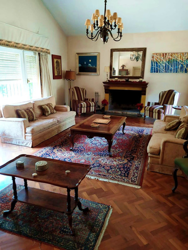 Casa En Venta En Carrasco Sur, Irazabal Propiedades