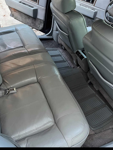 Cadillac Deville,