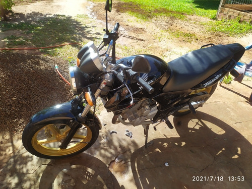 Imagem 1 de 2 de Honda Twister