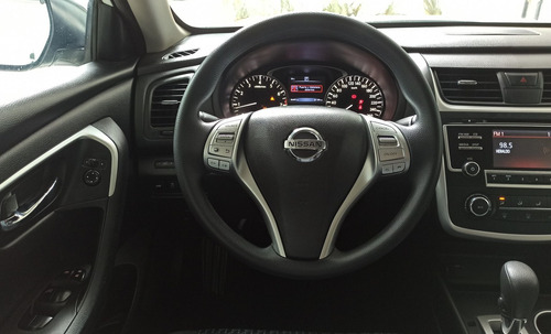 Imagen 13 de 15 de Nissan Altima 2017 2.5 Sense At