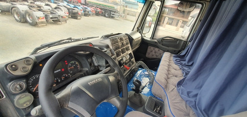 Imagem 4 de 5 de Iveco Stralis 410 6x2