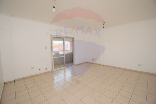 Imagen 7 de 22 de Departamento De 2 Dormitorios Microcentro En Venta