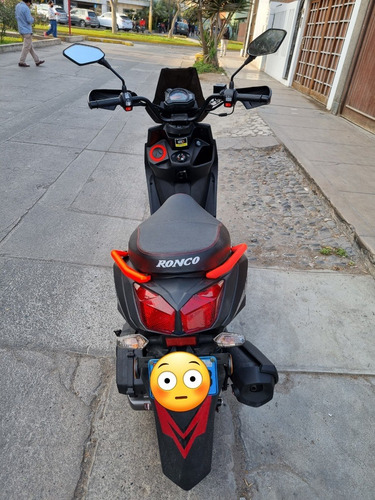 Imagen 6 de 9 de Moto Ronco 125 Automatica Con Soat
