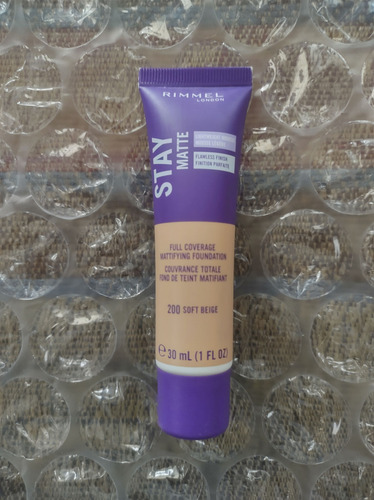 Rimmel London Stay Matte Liquid Fundation