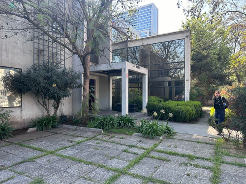 Local Comercial 923mts2 / Av. Andrés Bello & Av. Los Leones