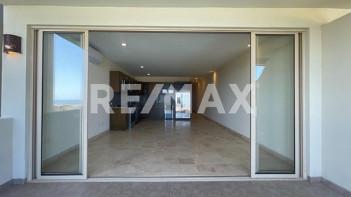 Ventanas 3b 814, Cabo Corridor