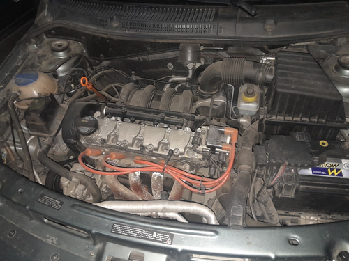 Volkswagen Voyage 1.6 101cv