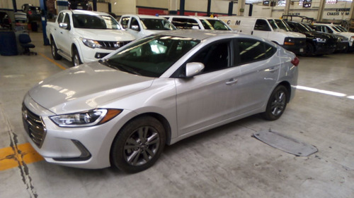 Imagen 1 de 12 de Hyundai Elantra 2018 2.0 Gls Premium At